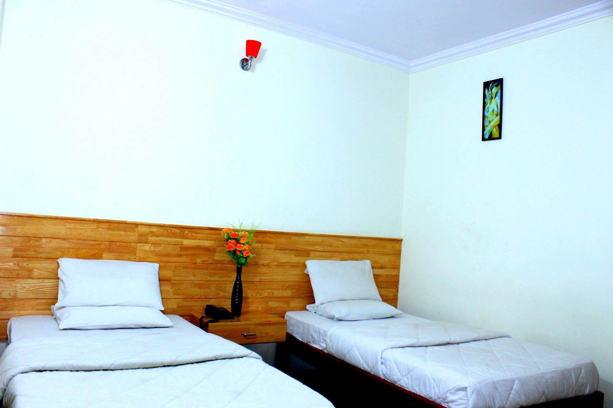 Oyo 1900 Hotel Olive Residency Mysore Exterior photo